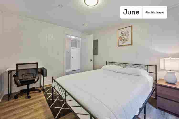 4 BR in Boston