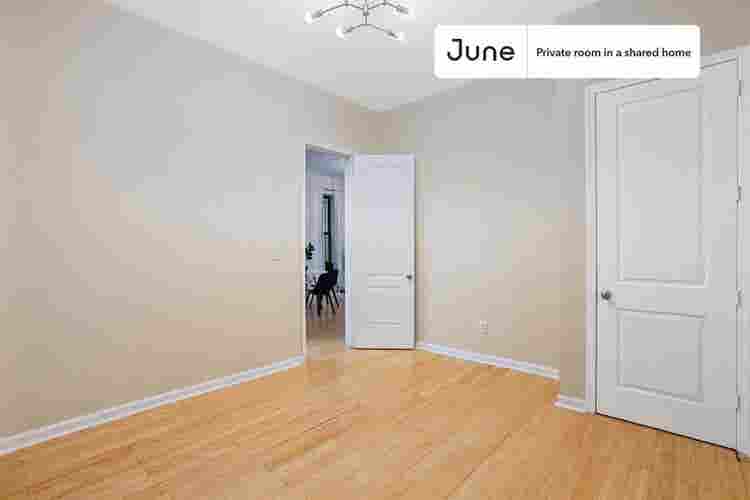 2 BR in New York City