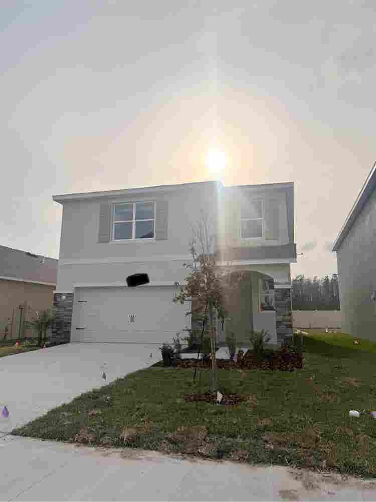 Room for rent in land o lakes