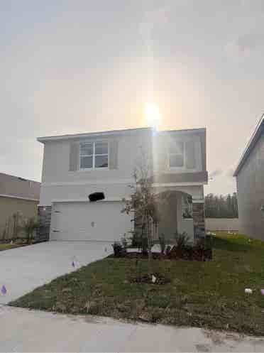 Room for rent in land o lakes