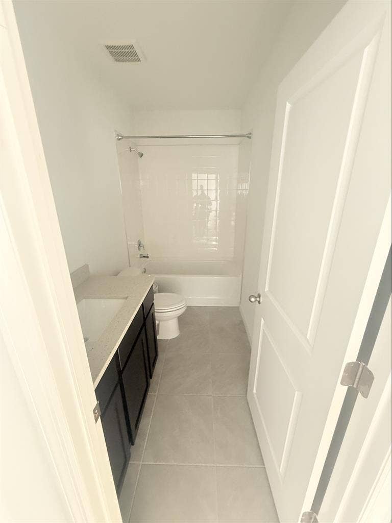 Room for rent in land o lakes