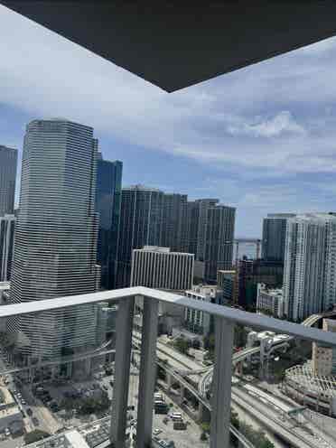 ROOM DOWNTOWN BRICKELL