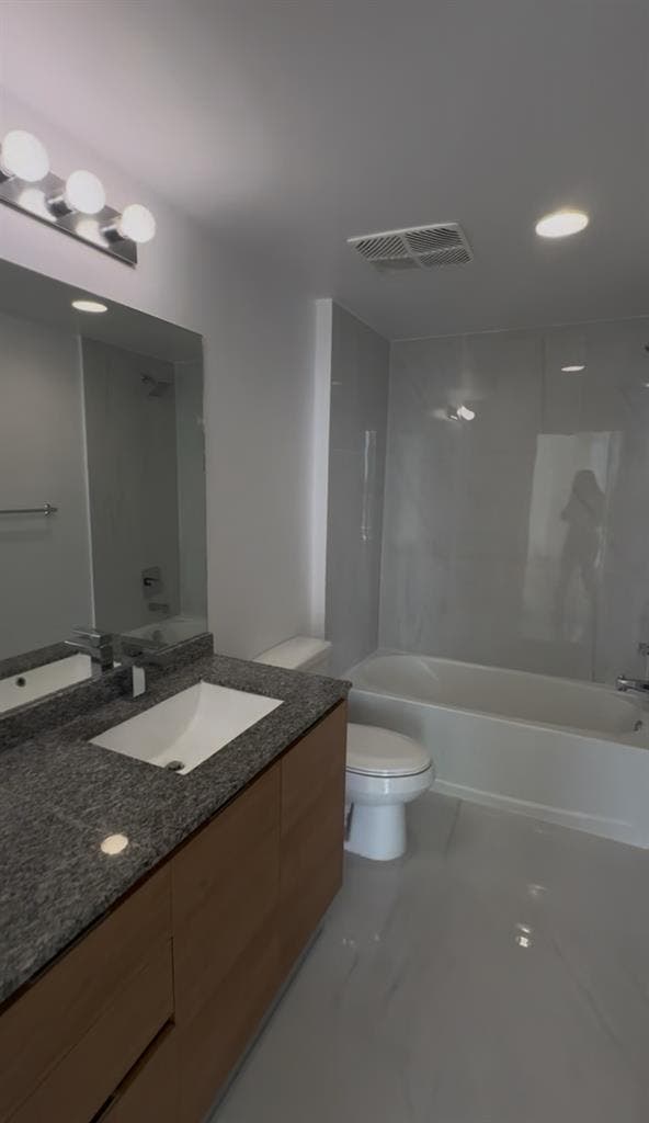 ROOM DOWNTOWN BRICKELL
