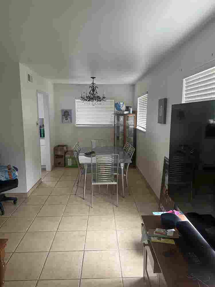 Looking for Roommate(s) for 3BR