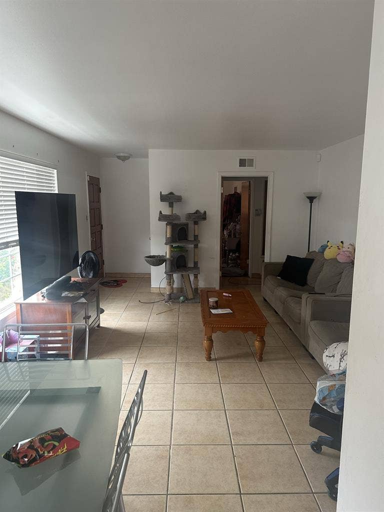 Looking for Roommate(s) for 3BR
