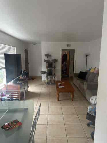 Looking for Roommate(s) for 3BR
