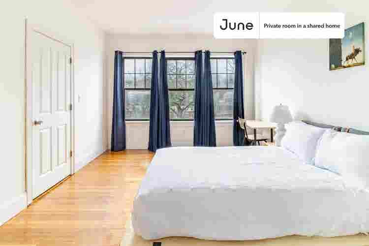 4 BR in Boston