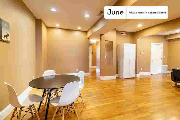 4 BR in Boston