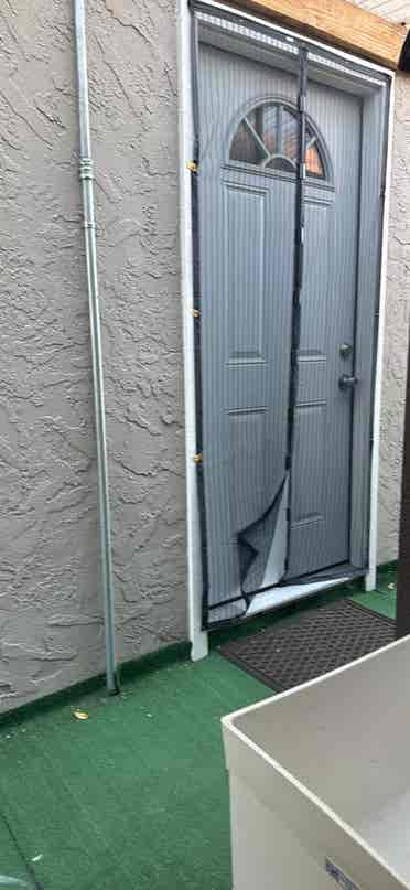 Private entry Gate