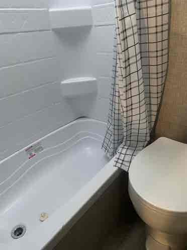 Room for rent $ no pets