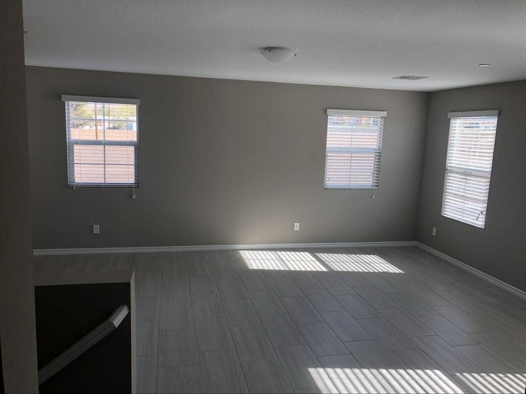 Master Bedroom w/private bath