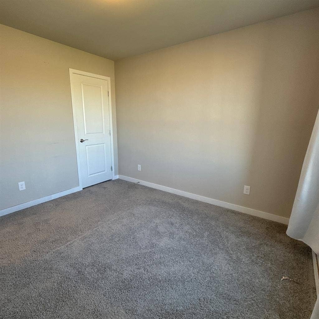 Room available!