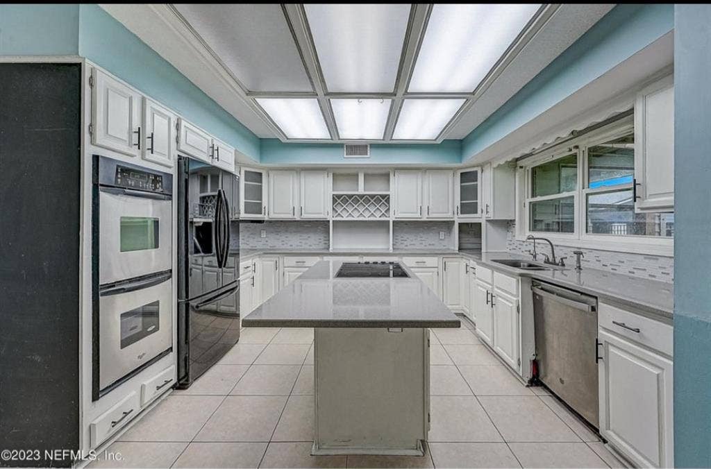 Large Bedroom-Private Bath