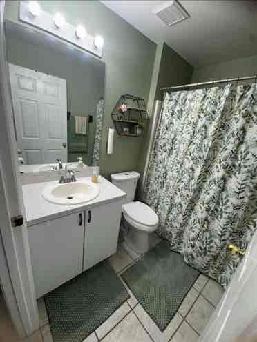 Room for rent