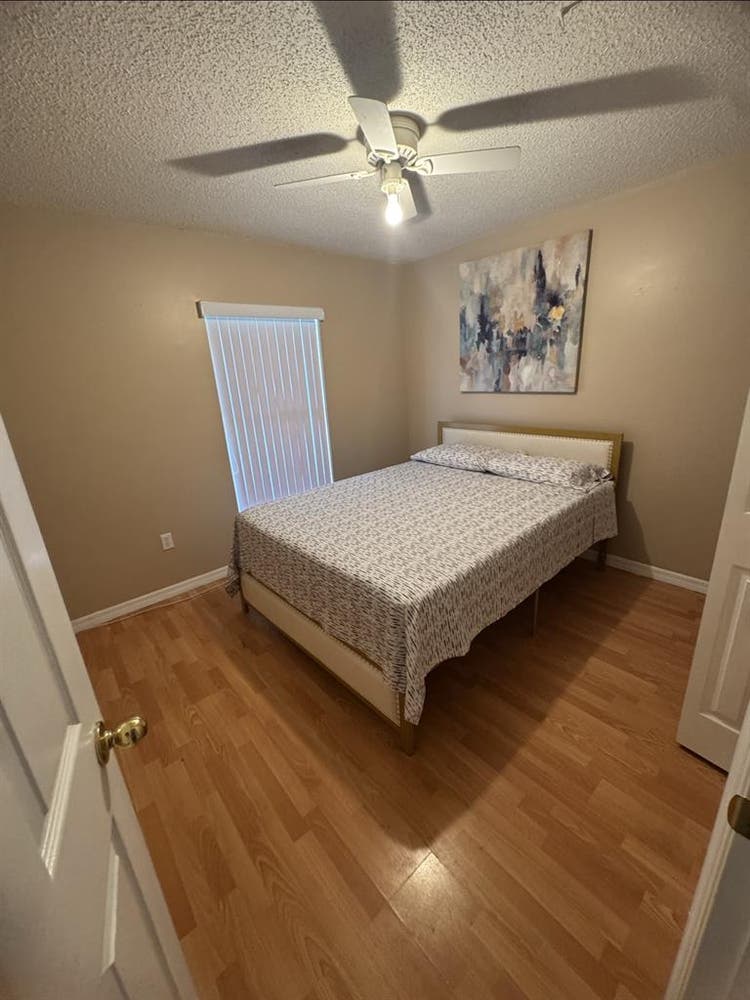 Room for rent