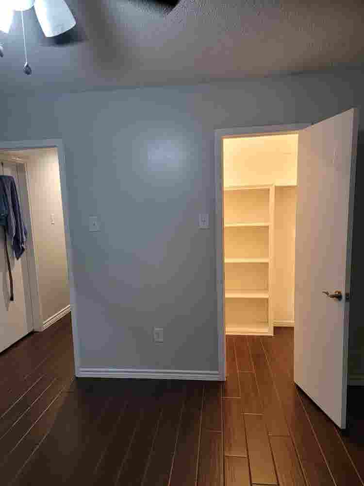 Private Large Room For One Occupant
