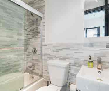 ✨Furnished Room Near Central Park✨