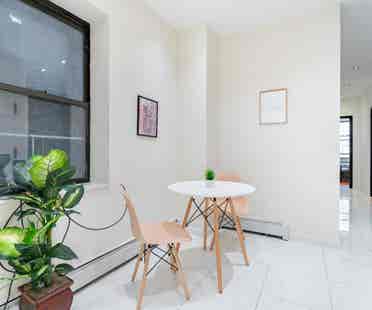 ✨Furnished Room Near Central Park✨