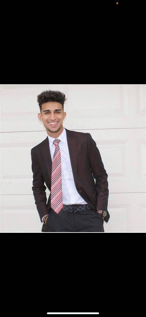 Looking for Roomate