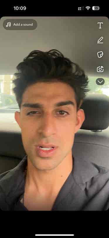 Looking for Roomate