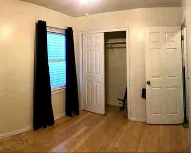 Room in Shared Home w/2BA
