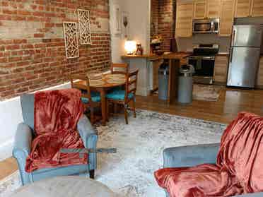 room w/office space all utilities