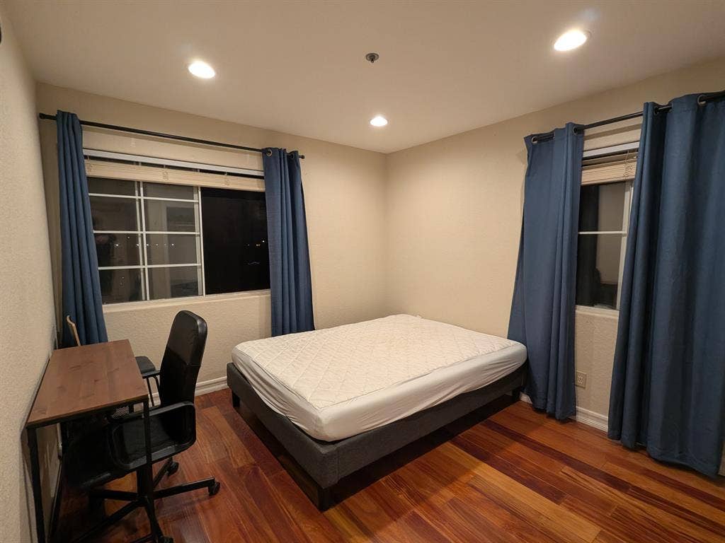 Rooms in Beautiful Bonita!