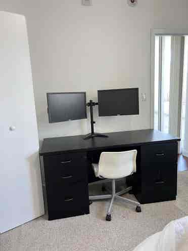 RENT ROOM RENTO HABITACIÓN AMOBLADA