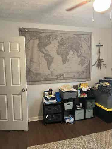 Looking for Roommate!Dog friendly