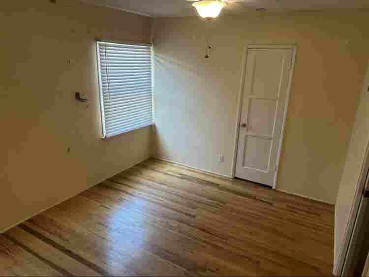 SUBLETTING A ROOM FOR 1 YEARR