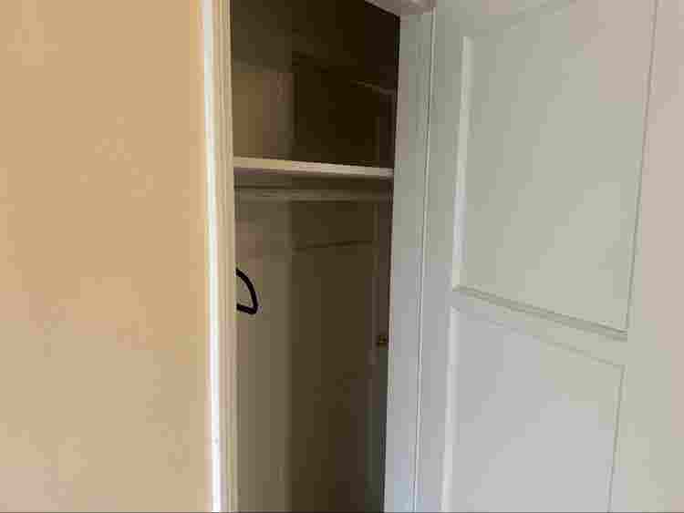 SUBLETTING A ROOM FOR 1 YEARR