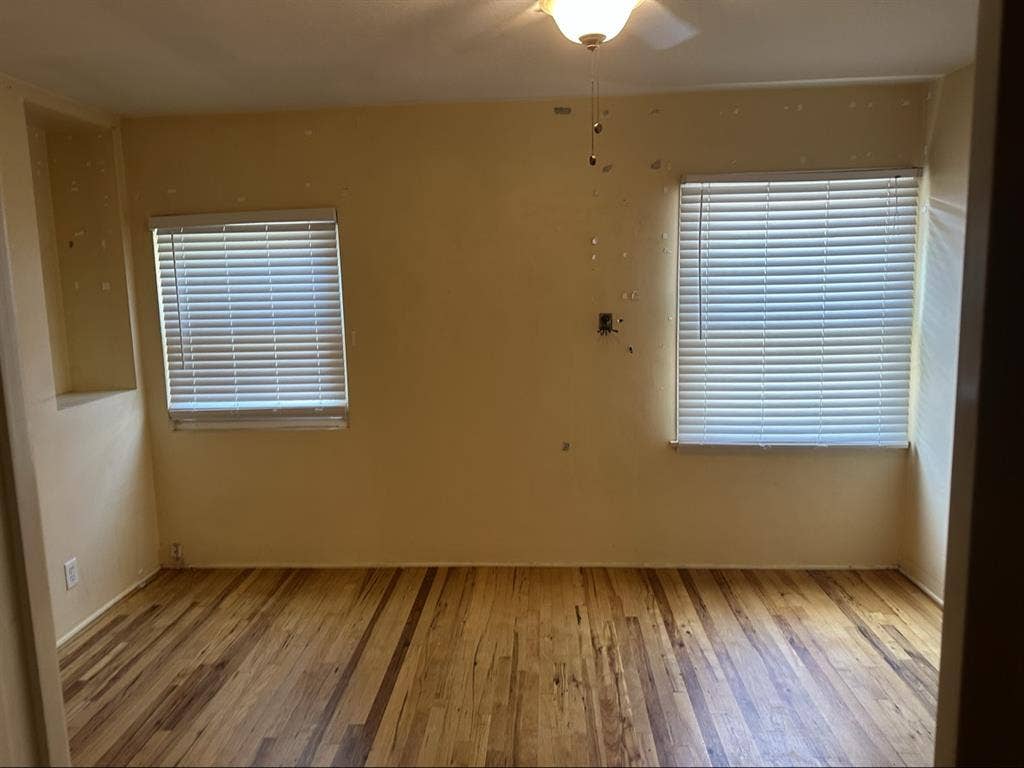 SUBLETTING A ROOM FOR 1 YEARR