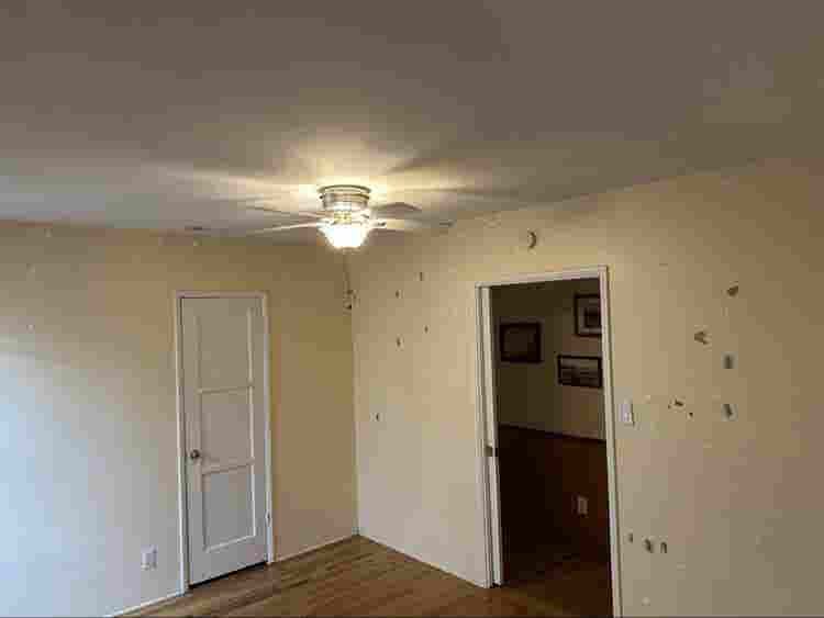 SUBLETTING A ROOM FOR 1 YEARR