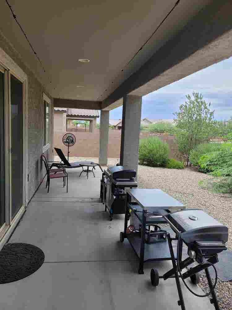 Looking for roommate