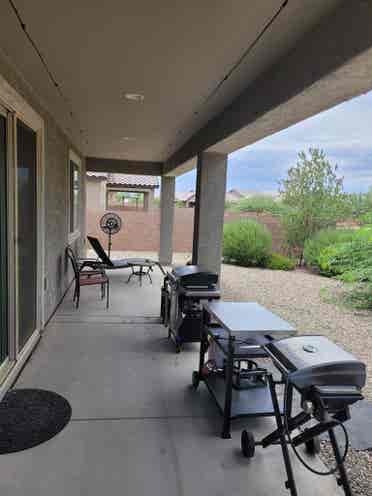 Looking for roommate
