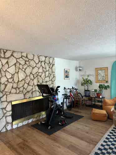 Room available in Santa Monica!!