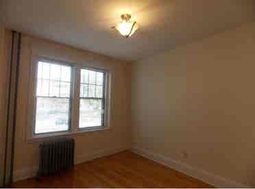 Bedroom available !