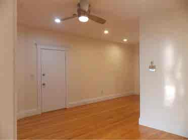 Bedroom available !