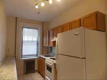 Bedroom available !