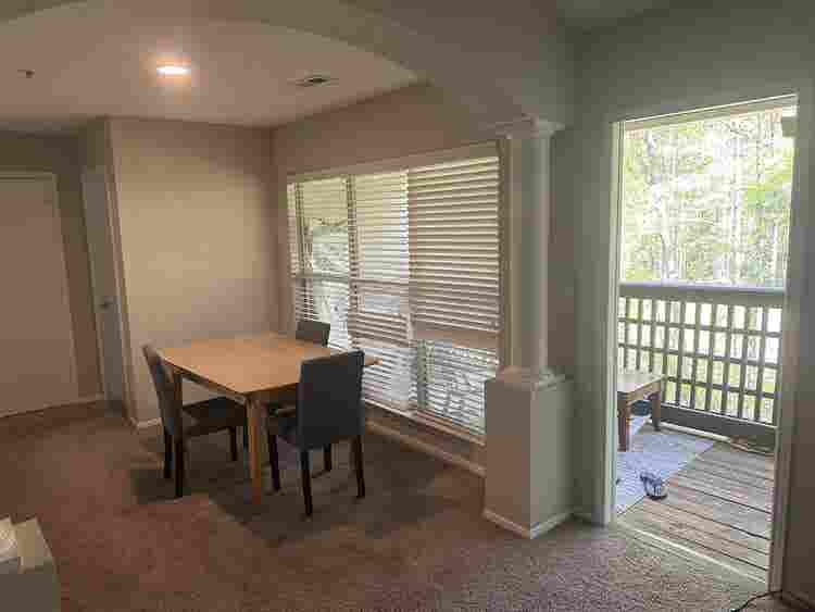 Looking for roommate ASAP b