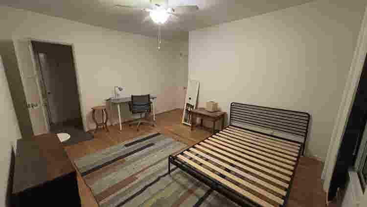 Room W Private Bath in 3bdr