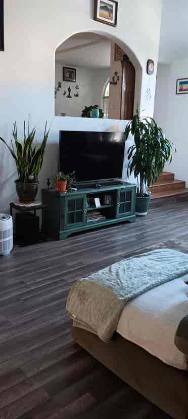 Home to share - Tujunga