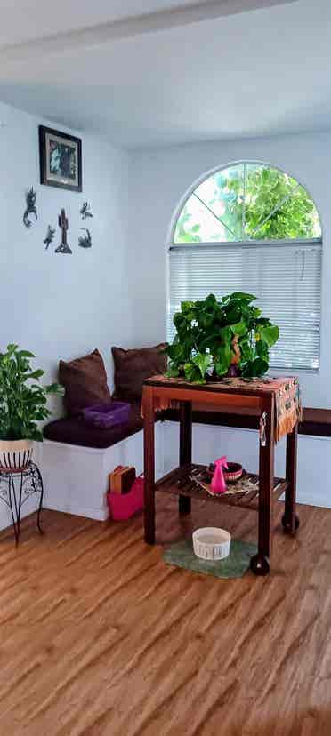 Home to share - Tujunga