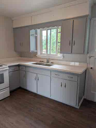 Fully renovated 2 Bedroom