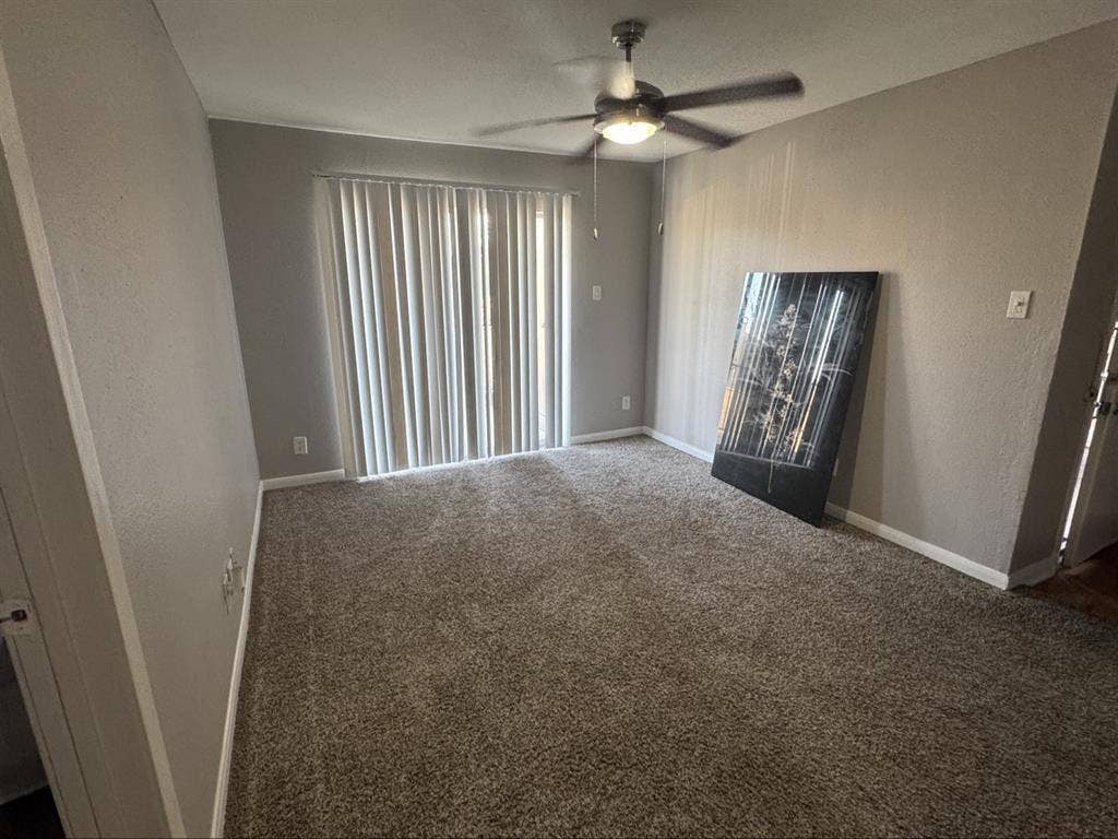 1BR Apartment - $/mo FLAT RATE