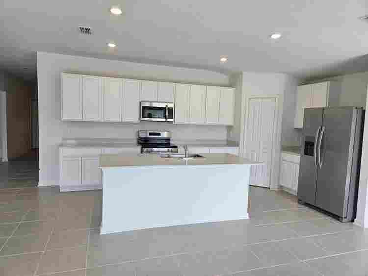 Private room for rent (newly built)
