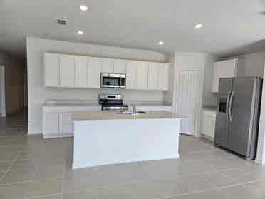 Private room for rent (newly built)