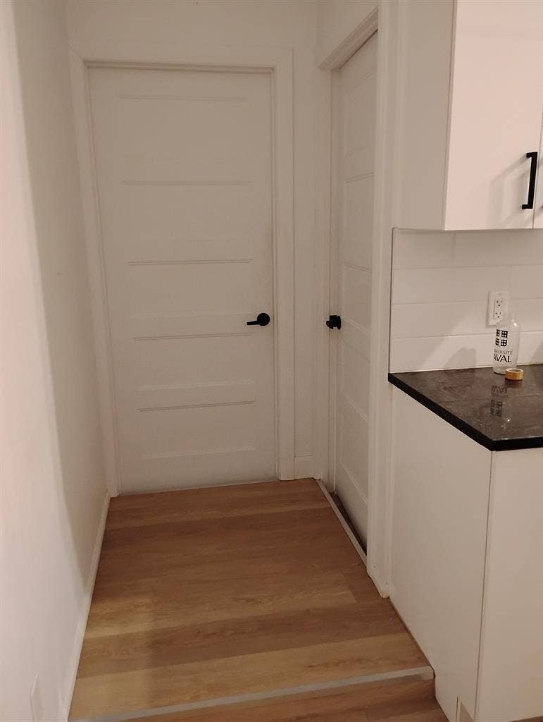 Room in 2 bedroom
