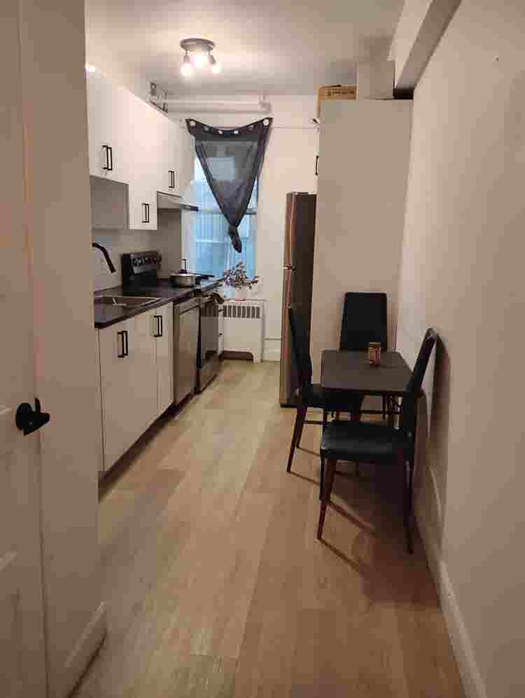 Room in 2 bedroom