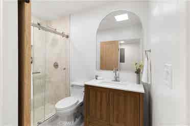 ✨ Updated BA Top-Floor Condo
